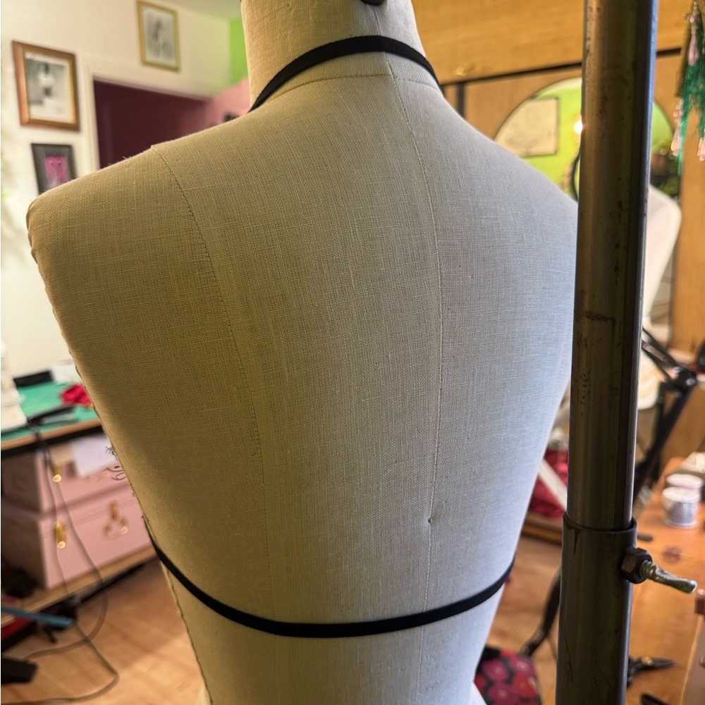 Eyelash Lace Bralette - Picture 3 of 3